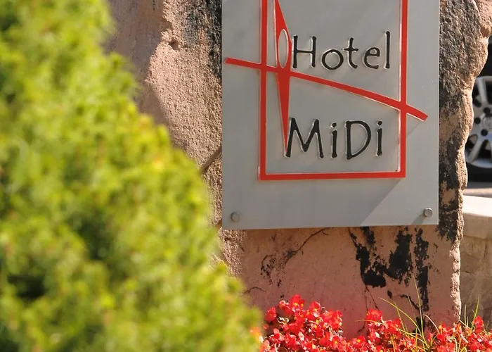 Midi Hotel 4*
