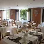 Otel Midi