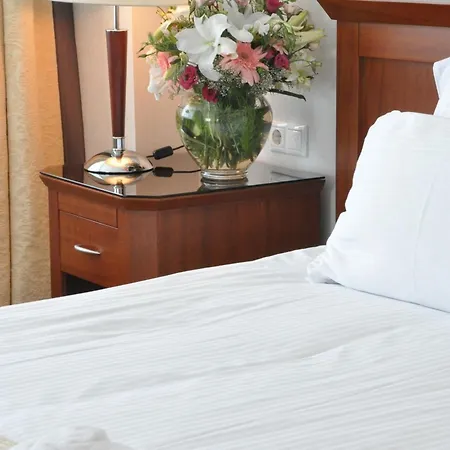 Midi 4* Ankara