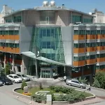 Midi Hotel 4*