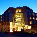 Hotel Midi 4*