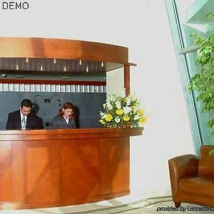 Hotel Midi