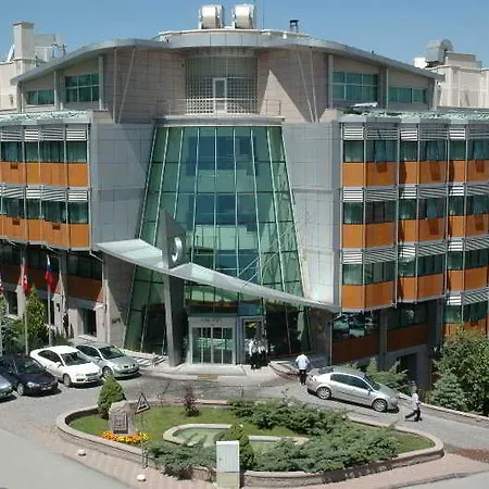 Midi Hotel 4*