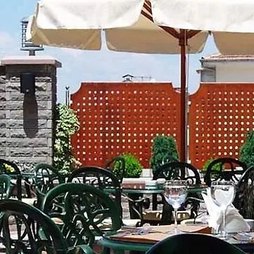 Midi Hotel 4*