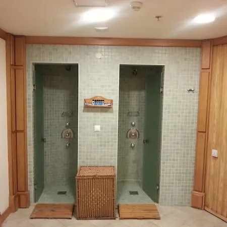 Midi Hotel