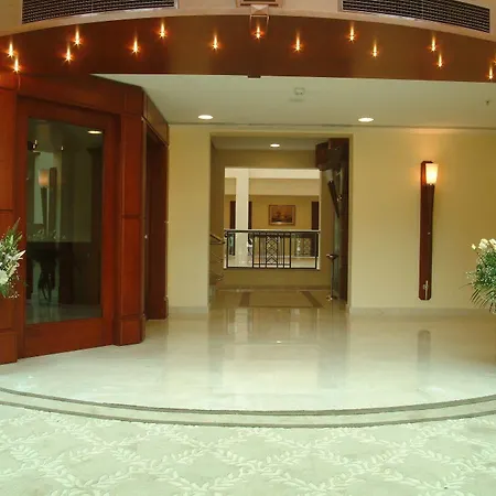 Hotel Midi 4*