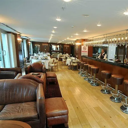 Midi Hotel 4*